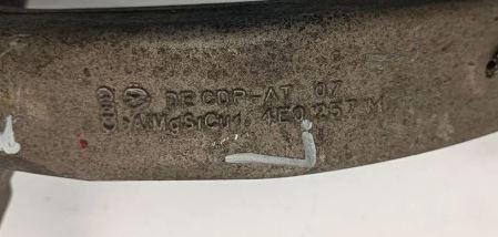 Volkswagen Phaeton sedan 3.0 TDI diesel AT 165 kW 2005  Náboj kolesa predný ľavý 4E0257M