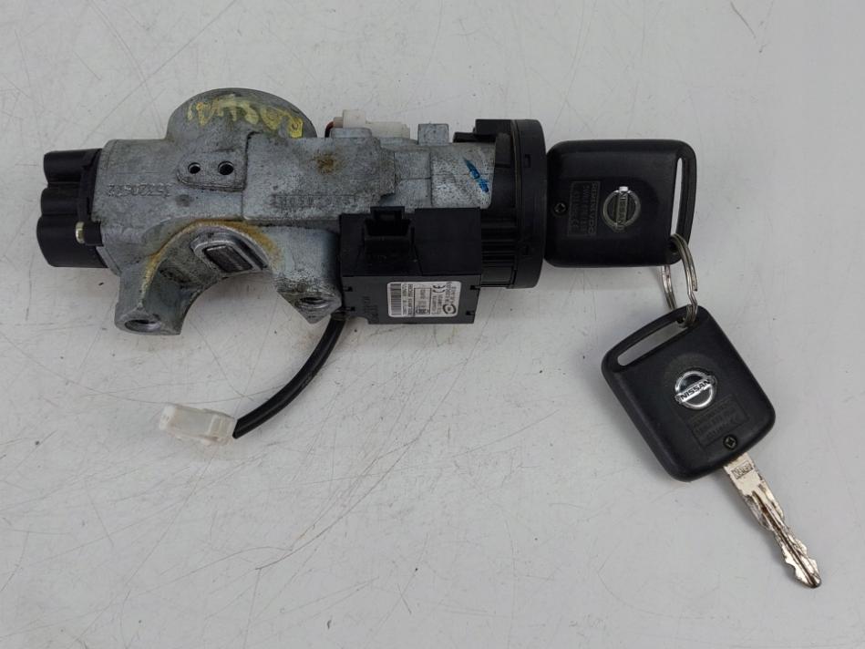 Nissan Qashqai I J10 2006-2013 hatchback 1.5 DCI diesel MT 78 kW 2007  Spínacia skrinka 28590C9968 N0502825