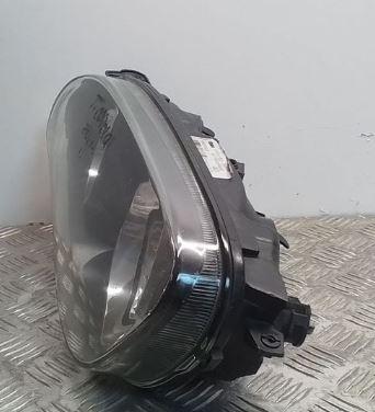 Toyota Corolla E11 1997-2002 hatchback 1.6 16v petrol 81 kW 2000  Svetlo predné ľavé 811500209000 89003463