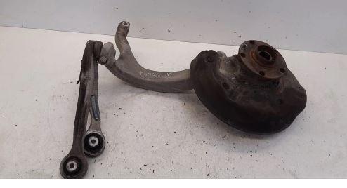 Audi A8 D3 2002-2009 sedan 4.0 TDI diesel AT 202 kW 2003  Náboj kolesa predný ľavý 4E0257M