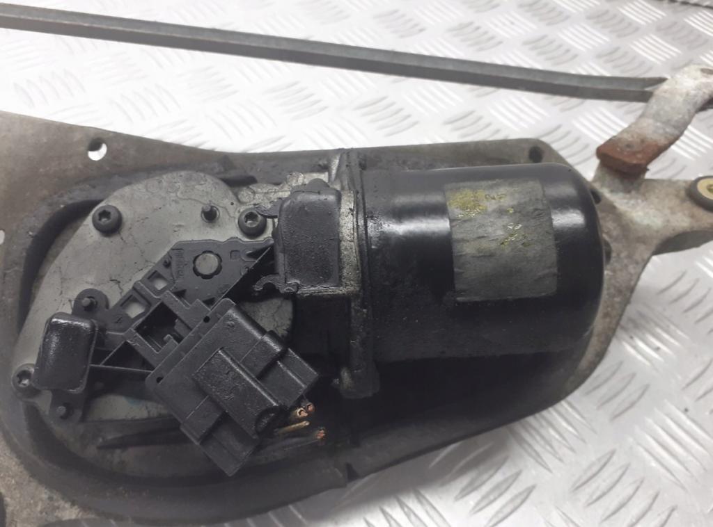 Renault Laguna II 2001-2007 hatchback 1.9 DCI diesel 88 kW 2001  Mechanizmus stieračov predný