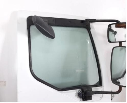 Renault Midlum 2006 Dvere predné pravé KOMPLETNE