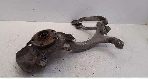 Audi A8 D3 2002-2009 sedan 4.0 TDI diesel AT 202 kW 2003  Náboj kolesa predný ľavý 4E0257M