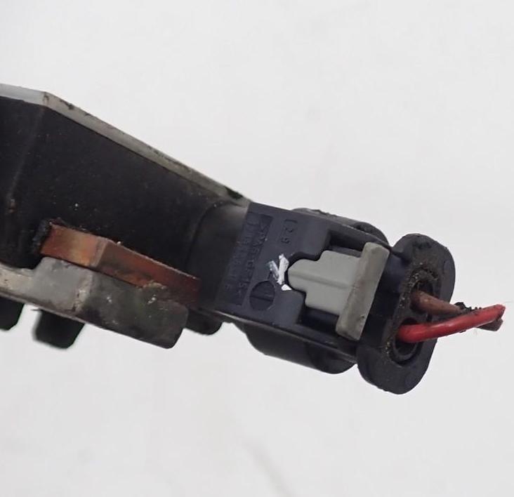 Peugeot 2008 I 2013-2019 hatchback 1.6 HDI diesel MT 68 kW 2014  Kábel batérie záporný (-) 9810829680 9811509680