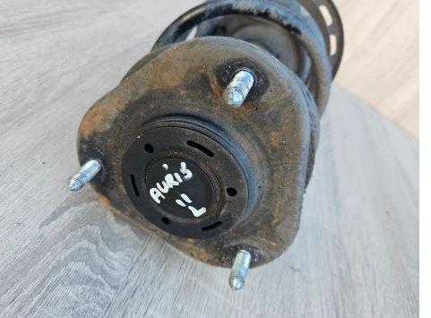 Toyota Auris II 2012-2018 combi 1.8 Hybrid gasoline, electric AT 73 kW 2013  Tlmič predný ľavý