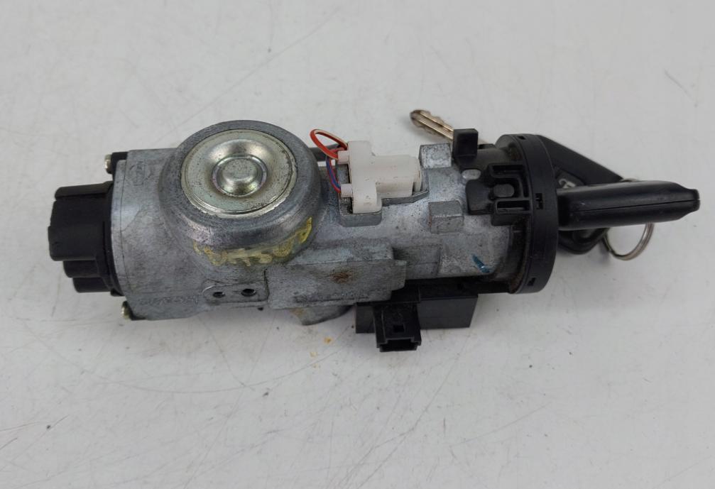 Nissan Qashqai I J10 2006-2013 hatchback 1.5 DCI diesel MT 78 kW 2007  Spínacia skrinka 28590C9968 N0502825