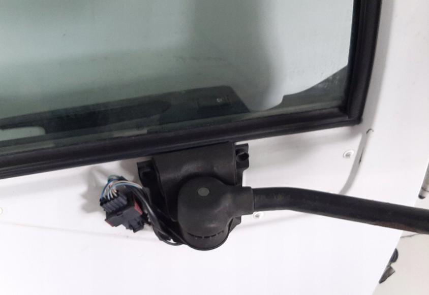 Renault Midlum 2006 Dvere predné pravé KOMPLETNE