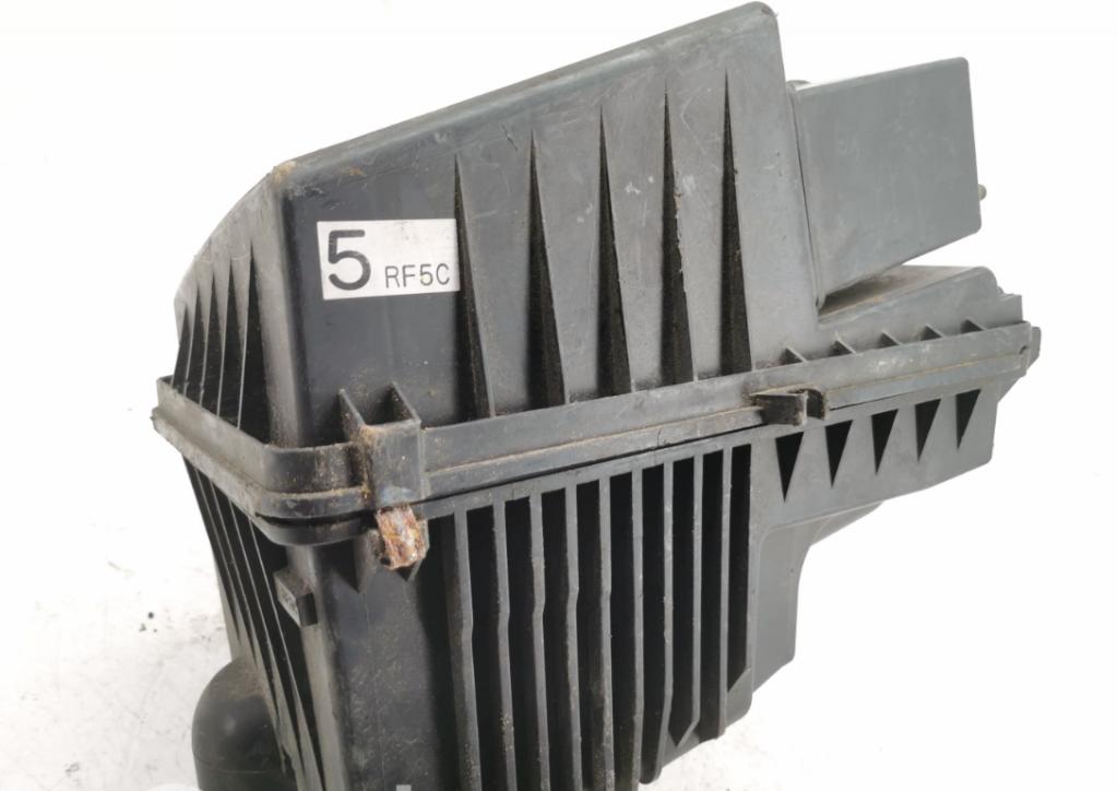 Mazda 6 I GG 2002-2007 combi 2.0 diesel 2006  Obal vzduchového filtra RF5C