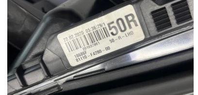 Toyota C-HR I 2016-2023 X1 crossover   Svetlo predné pravé 81110-f4280