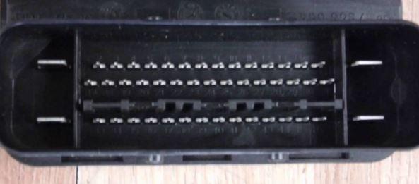 Mazda 3 II BL 2008-2013 sedan 1.6 CITD diesel MT 80 kW 2010  Pumpa ABS 8V612C405AG