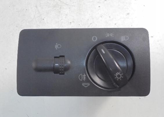 Skoda Fabia I 1999-2007 hatchback 1.4 16v petrol MT 55 kW 2006  Prepínač svetiel 6Y1941531K