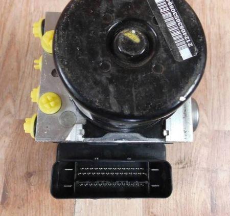 Mazda 3 II BL 2008-2013 sedan 1.6 CITD diesel MT 80 kW 2010  Pumpa ABS 8V612C405AG