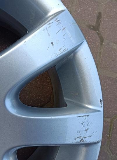 Volkswagen 15 6,5J ET50 5x112 Hliníkový disk 1K0601025A