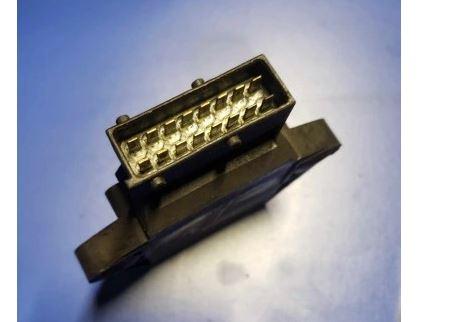 Saab 9-3 II 2002-2012 sedan 2.0 T petrol AT 110 kW 2003  Zapaľovací modul 55352173 - J5T45271