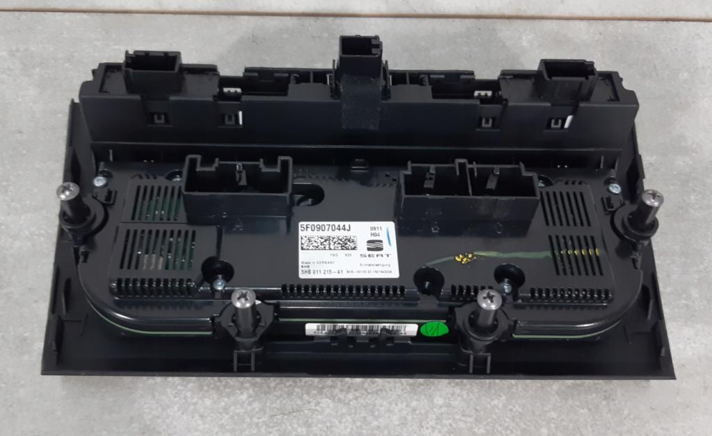 Seat Leon III 2012-2020 combi 2.0 TDI diesel AT 135 kW 2015  Panel kúrenia/klimatizácie 5F0907044J