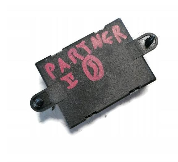 Peugeot Partner I 1996-2008 minivan Riadiaca jednotka centrálneho zámku 9627031180