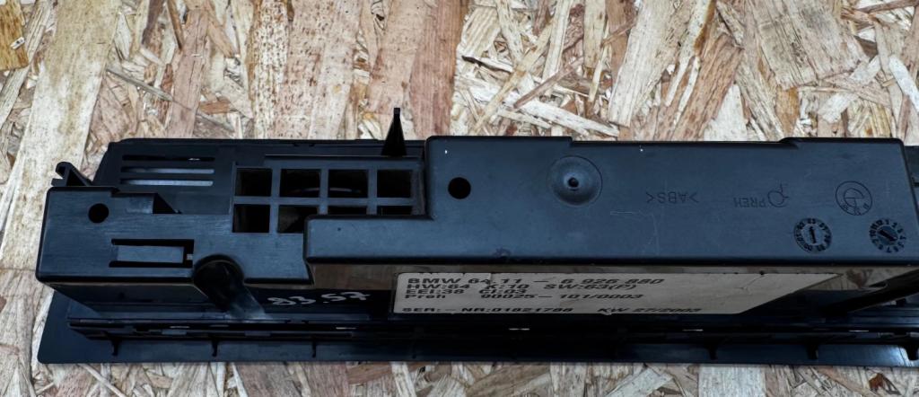 BMW X5 E53 1999-2006 hatchback 4.6 petrol  AT 255 kW 2003  Panel kúrenia/klimatizácie 6926880