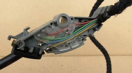 Mercedes E W210 1995-2002 sedan 2.0 petrol MT 100 kW 1998  Prepínač tempomatu 2105400645 6PIN