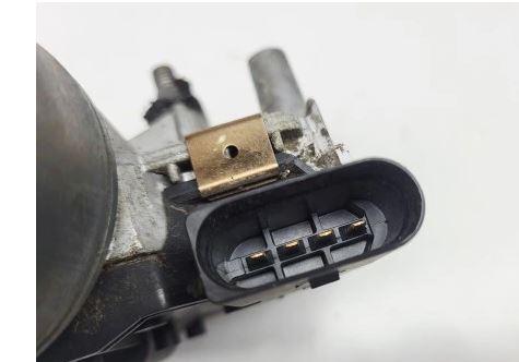 Seat Toledo III 2004-2009 hatchback 1.9 TDI diesel MT 77 kW 2005  Motorček okien predný ľavý 5P0955119B 0390241936