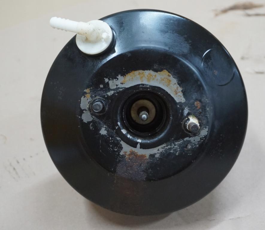 Suzuki SAMURAI 1,3 413  Posilňovač bŕzd