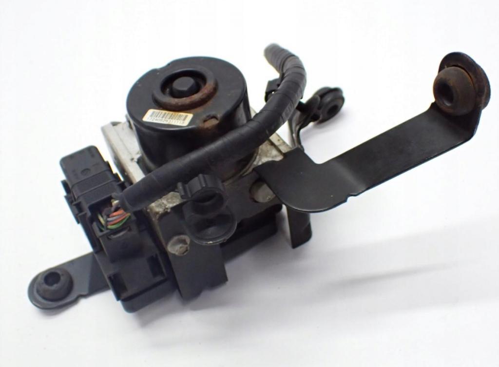 Ford Fusion hatchback 1.6 16v petrol MT 74 kW 2003  Pumpa ABS 4S61-2M110-DA