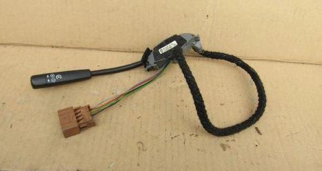 Mercedes E W210 1995-2002 sedan 2.0 petrol MT 100 kW 1998  Prepínač tempomatu 2105400645 6PIN