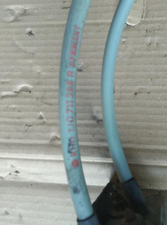 Audi A3 8L 1996-2003 hatchback 1.8 T petrol MT 110 kW 2000  Rýchlostná páka (kulisa) 1J0711265B 1J0711266B