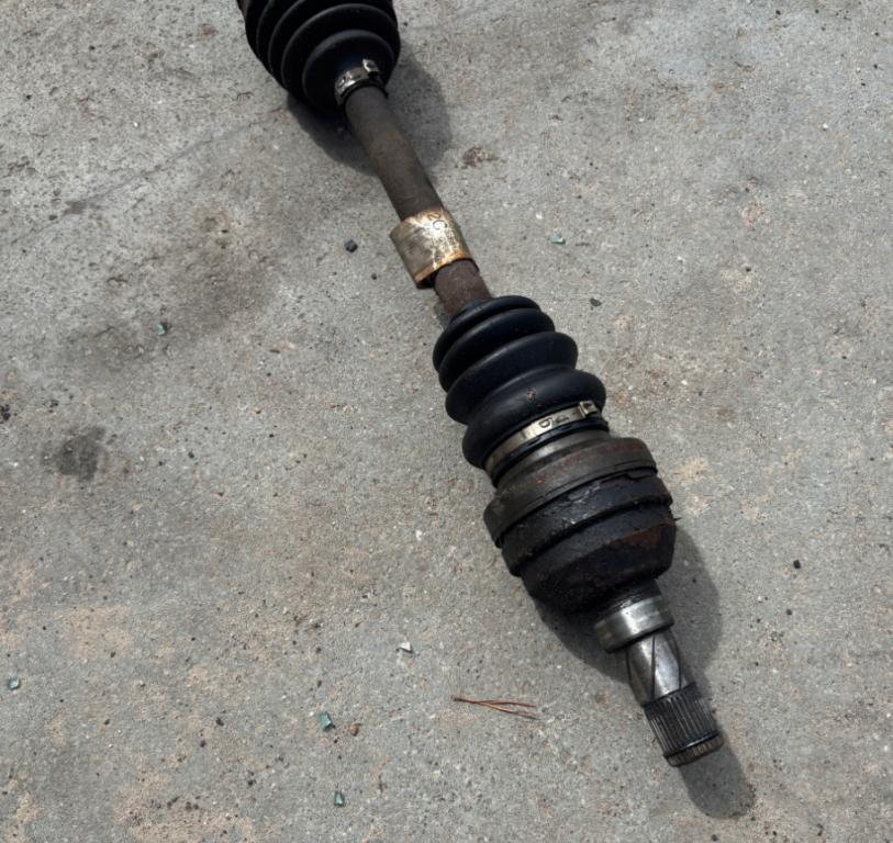 Chevrolet Lacetti sedan 1.6 16v petrol MT 80 kW 2007  Poloos predná ľavá 96549103