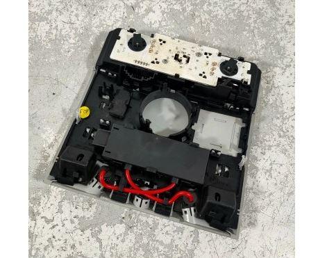 Volkswagen Scirocco II 2008-2017 hatchback 2.0 TDI diesel MT 103 kW 2011  Osvetlenie interiéru 1K8947105N