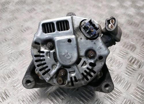 Toyota Corolla E11 1997-2002 combi 1.9 D diesel MT 51 kW 2002  Alternátor 27060-53020