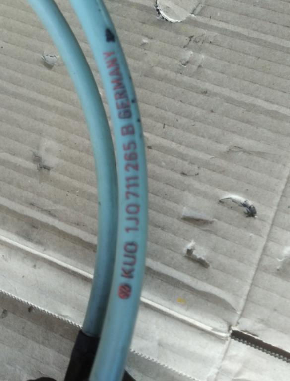 Audi A3 8L 1996-2003 hatchback 1.8 T petrol MT 110 kW 2000  Rýchlostná páka (kulisa) 1J0711265B 1J0711266B