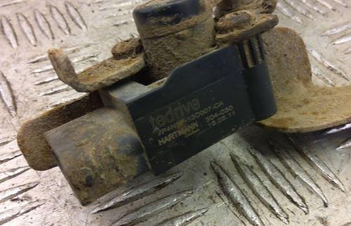 Ford Kuga Mk1 2008-2013 hatchback 2.0 TDCI diesel AT 103 kW 2010  Snímač ostatné 9V4113D034AA