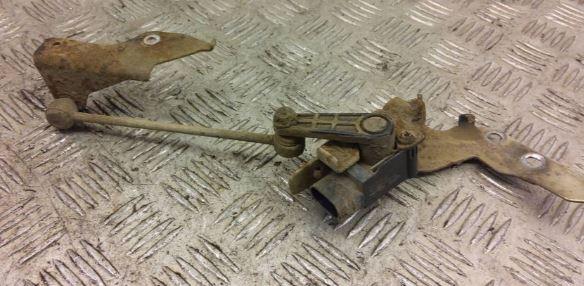 Ford Kuga Mk1 2008-2013 hatchback 2.0 TDCI diesel AT 103 kW 2010  Snímač ostatné 9V4113D034AA