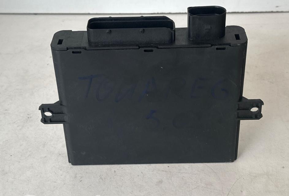 Volkswagen Touareg I 2002-2010 hatchback 5.0 TDI V10 diesel AT 230 kW 2005  Riadiaca jednotka ostatné 3D0909137BX