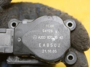 Mercedes E W211 2002-2009 sedan 2.2 CDI diesel AT 90 kW 2005  Motorček kúrenia A2038201642