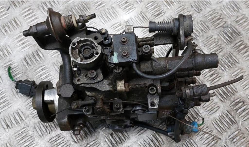 Citroen Saxo hatchback 1.5 D diesel MT 42 kW 2001  Vstrekovacie čerpadlo 0460484142