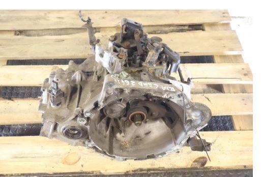 Kia Ceed I 2006-2012 hatchback 1.4 16v petrol MT 66 kW 2011  Prevodovka manuálna TBJ5G