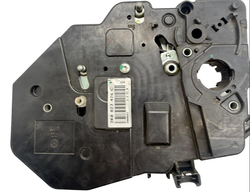 Volkswagen Caddy III 2K 2003-2020 hatchback 1.9 TDI diesel MT 77 kW 2009  Zámok 2K0827426C