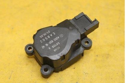 Mercedes E W211 2002-2009 sedan 2.2 CDI diesel AT 90 kW 2005  Motorček kúrenia A2038201642