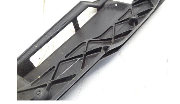 Mercedes CLS II C218 2010-2018 sedan 3.0 CDI diesel AT 195 kW 2013  Výstuha predná A2186200015