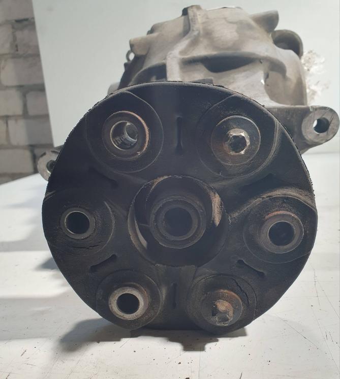 BMW 5 F10 2010-2017 combi 3.0 D diesel AT 180 kW 2011  Diferenciál zadný 7584456