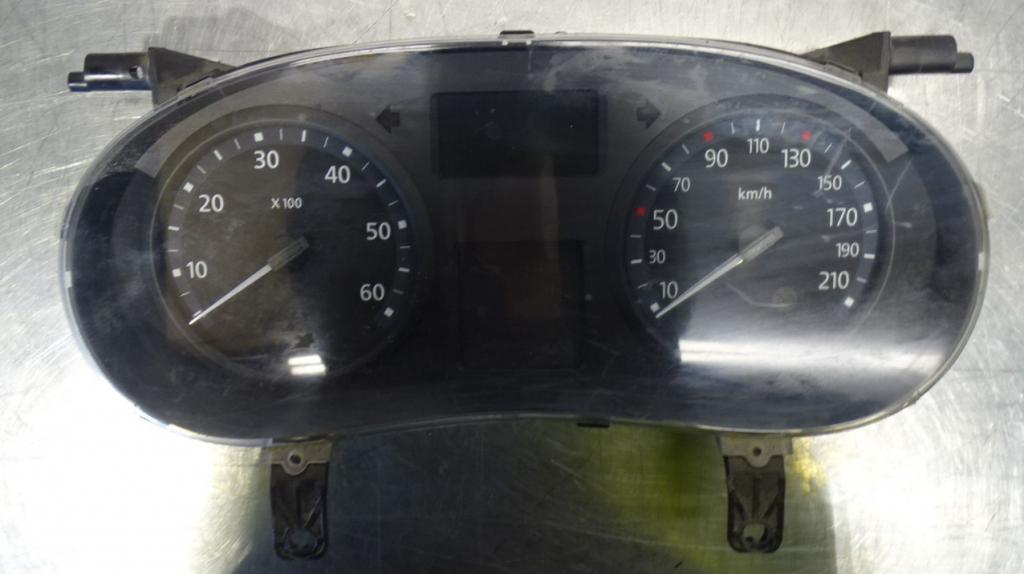 Renault Trafic II 2001-2014 hatchback 2.0 DCI diesel MT 84 kW 2012 Prístrojová doska P8201297582F