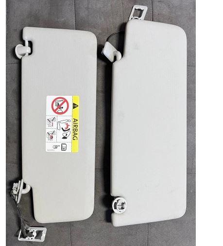 Skoda Superb III 2015-2024 sedan   Slnečná clona 5G0010844A