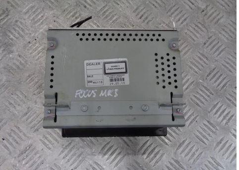 Ford Focus Mk3 2010-2018 sedan 2.0 16v petrol 121 kW 2014  Rádio BM5T-18C815-GL