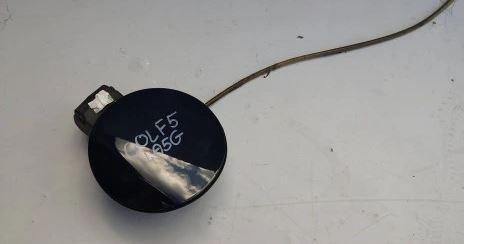 Volkswagen Golf V 2003-2009 hatchback 1.4 16v petrol MT 55 kW 2004  Dvierka nádrže paliva