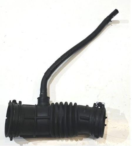 Kia Rio III 2011-2017 hatchback 1.2 16v petrol MT 62 kW 2012  Hadica chladenia vzduchu 28140-1W030