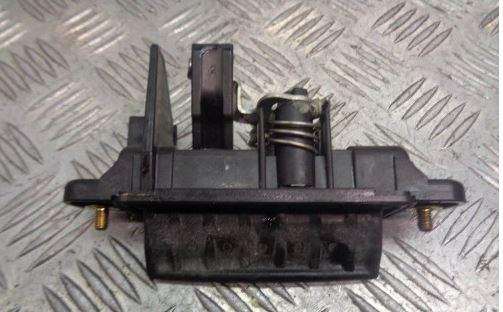 Mazda 3 I BK 2003-2009 hatchback 1.6 16v petrol MT 77 kW 2004  Zámok zadnej kapoty