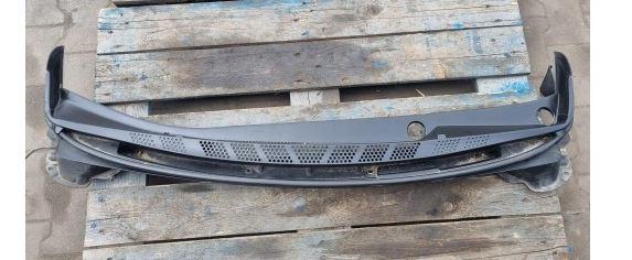 Kia Ceed II 2012-2018 hatchback 1.6 CRDI diesel D4FB MT 81 kW 2013  Torpédo (plast pod čelným sklom)