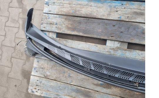 Kia Ceed II 2012-2018 hatchback 1.6 CRDI diesel D4FB MT 81 kW 2013  Torpédo (plast pod čelným sklom)