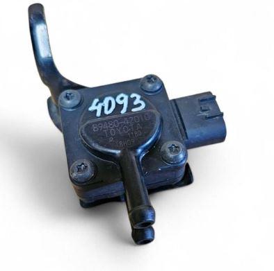 Toyota Rav4 III 2005-2012 hatchback 2.2 D-CAT diesel MT 130 kW 2011  Snímač teploty výfukových plynov 8948042010